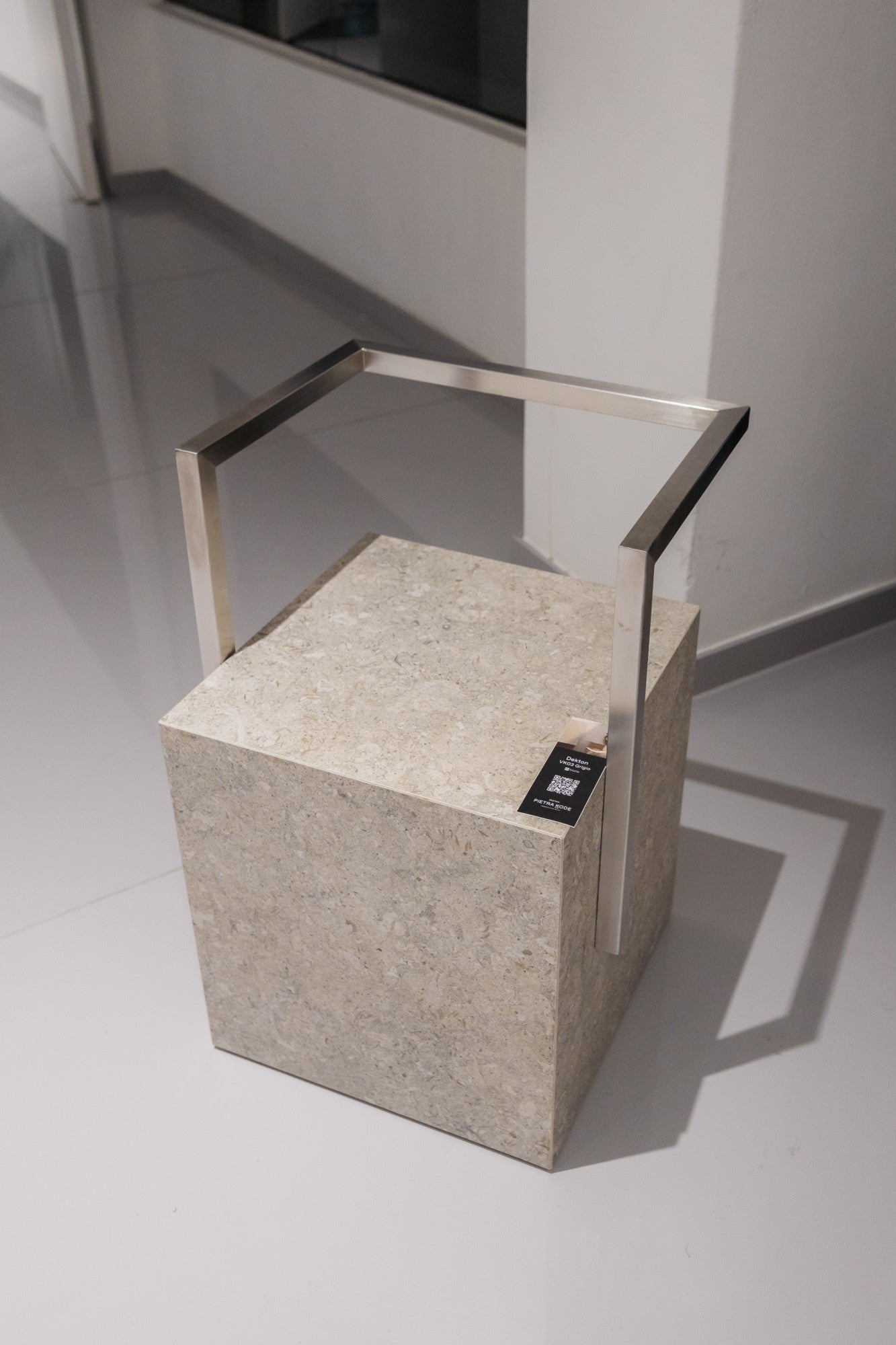 Grigio Dekton - Pietra kode - (ON SPECIAL - PLEASE CALL US)