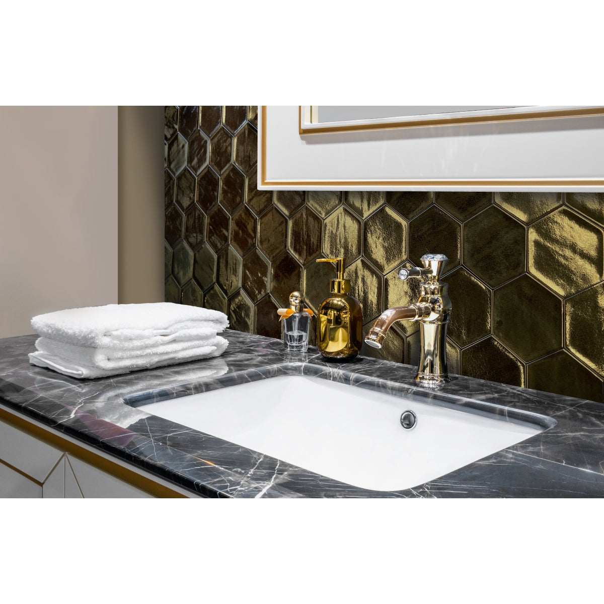 E by Emser ELECTRUM - 4X5, GOLD, GLOSSY(SALE)