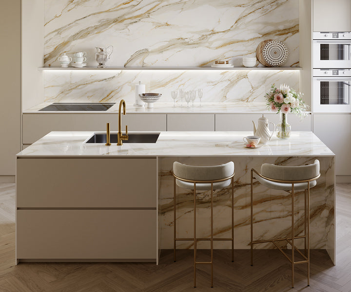 Viatera Porcelain Calacatta Extreme Polished 1.2cm 126'' x 63''