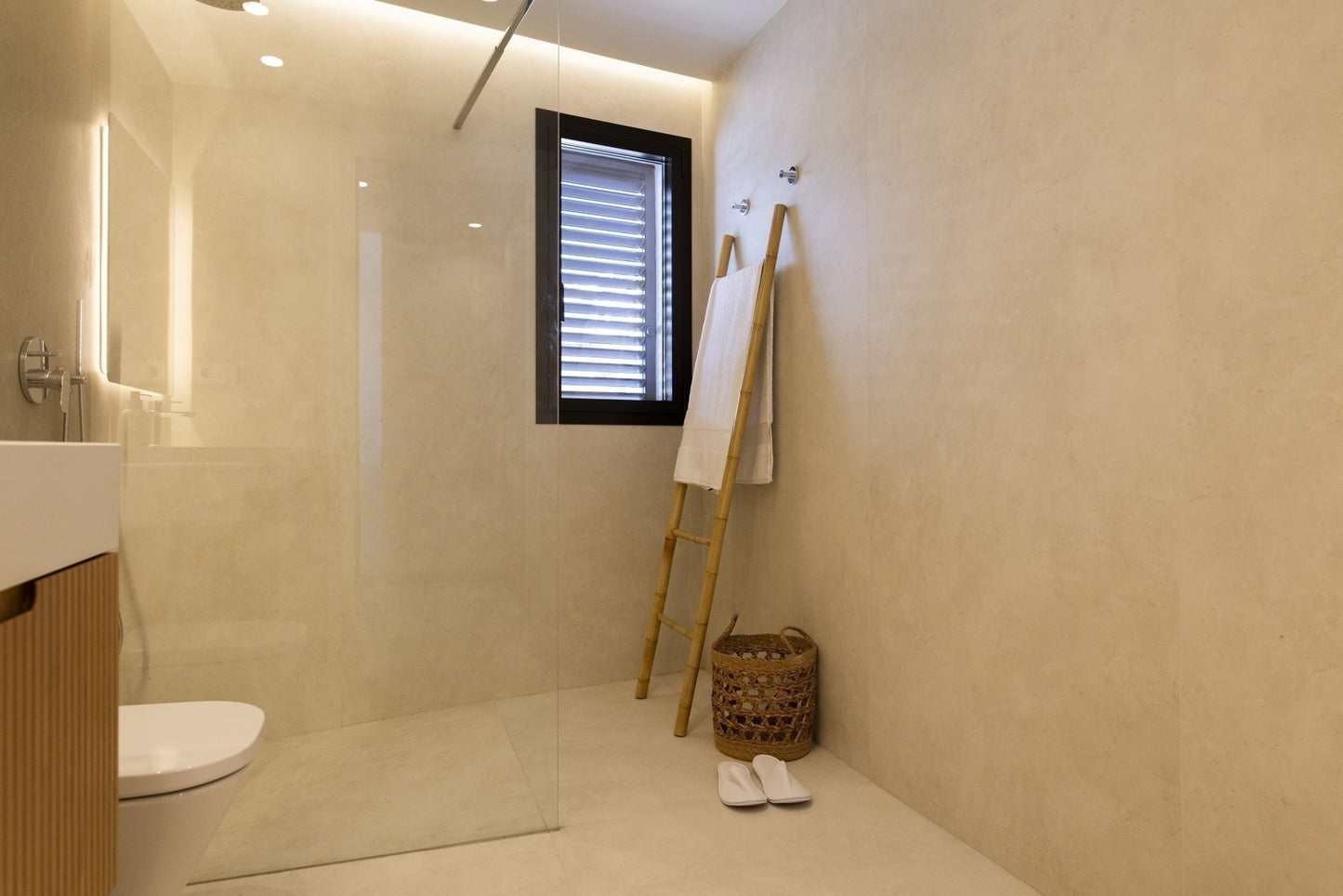 Sandik Dekton - Pietra edition - (ON SPECIAL - PLEASE CALL US)