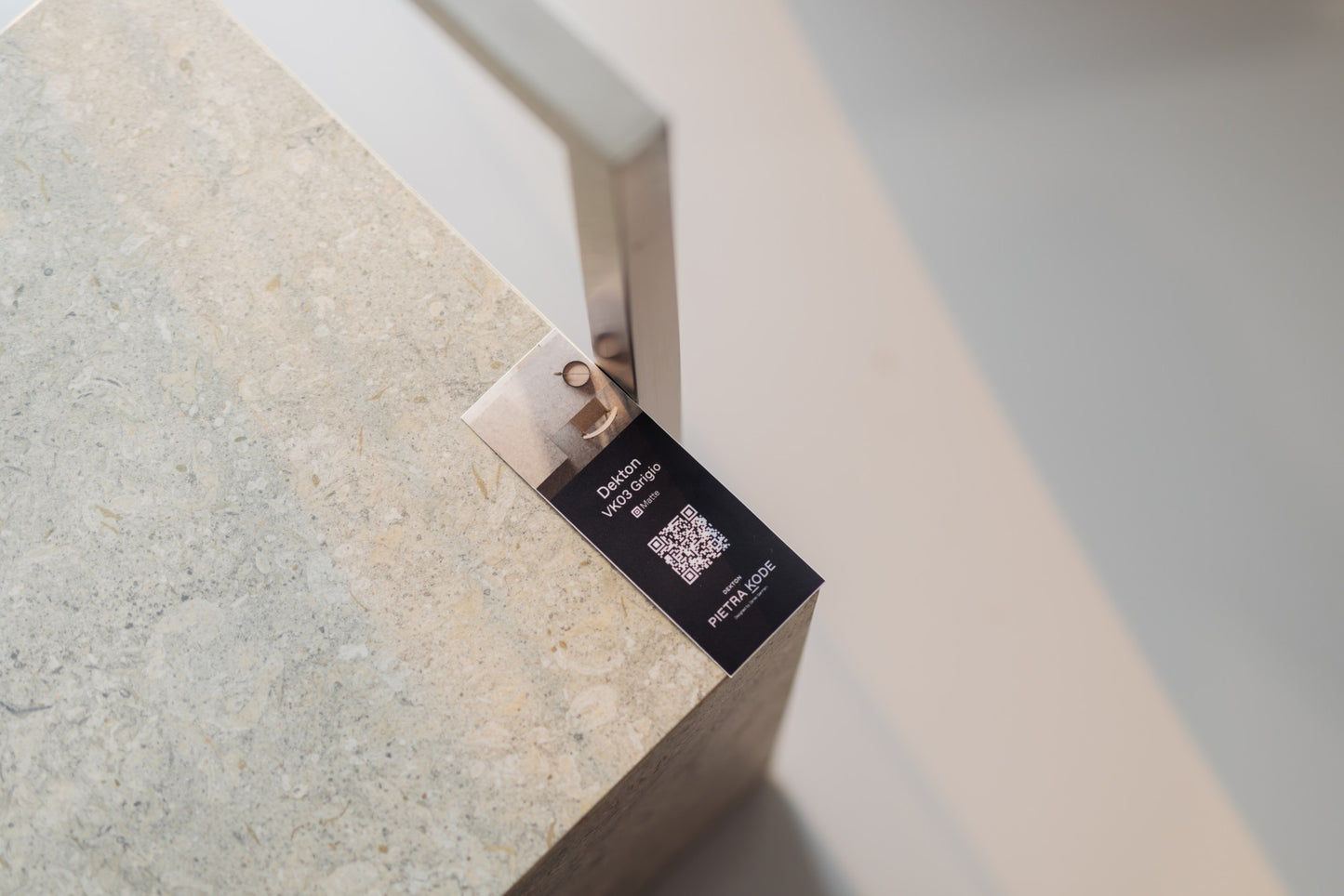 Grigio Dekton - Pietra kode - (ON SPECIAL - PLEASE CALL US)