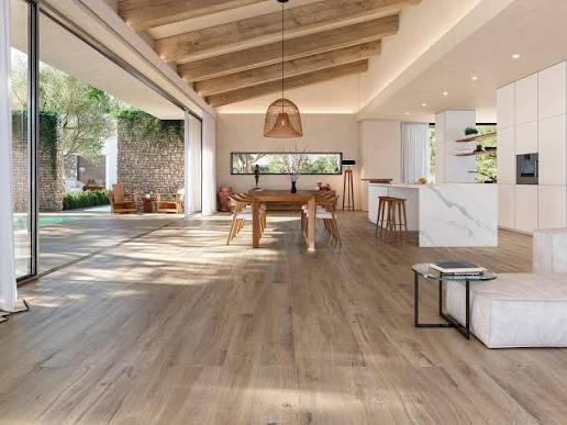 Porcelanosa Manhattan Colonial 8'' x 71''