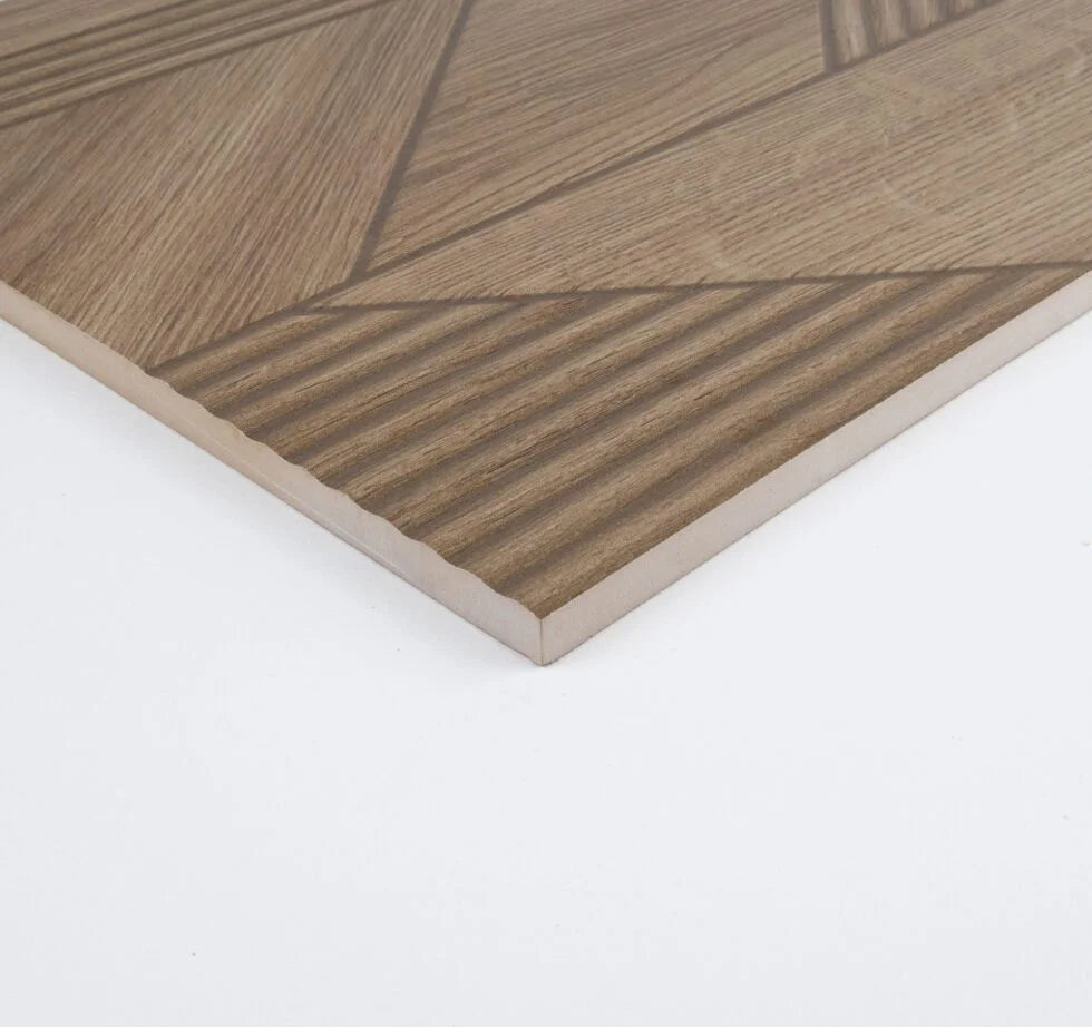 Sognare Dark Oak Chevron 12'' x 36''