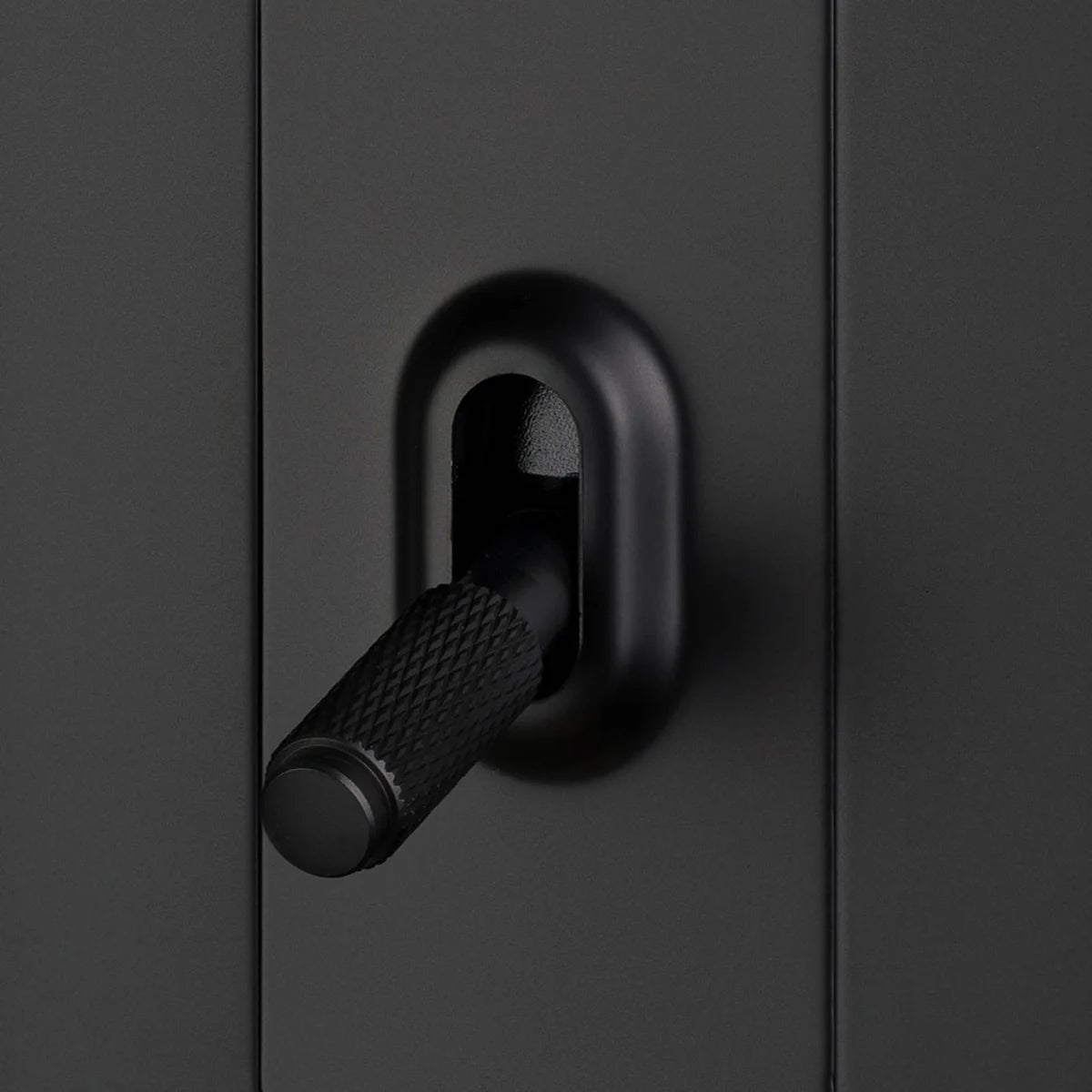 1G TOGGLE / CROSS / WITHOUT LOGO BLACK - BUSTER + PUNCH NTG-023816