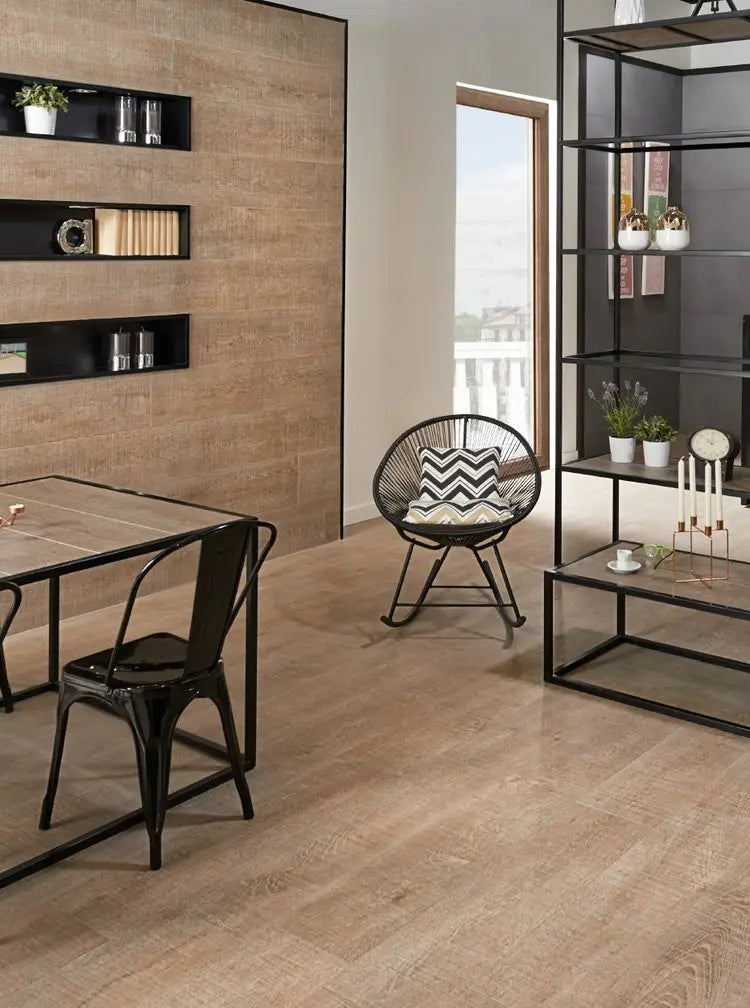 Natural Wood-Effect Porcelain Tile Saw Cut 10x40