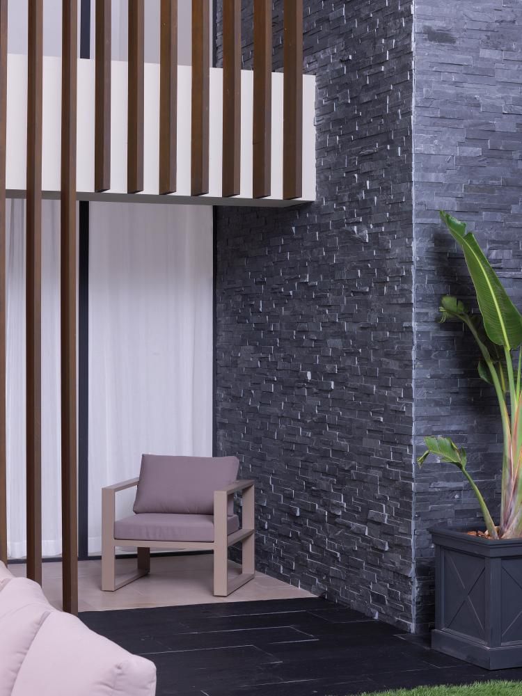 Porcelanosa Bhutan Natural 16x32 